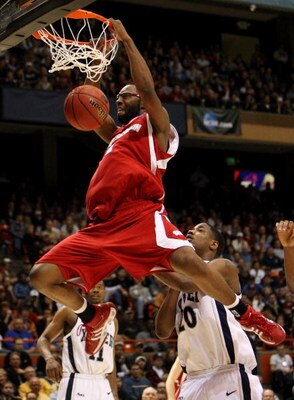 BOISE, ID - MARCH 22:  Forward Marcus Landry #1 of the Wisconsin Badgers dunks the ball against the Xavier Musketeers during the second round of the NCAA Division I Men's Basketball Tournament at the Taco Bell Arena on March 22, 2009 in Boise, Idaho.  (Ph