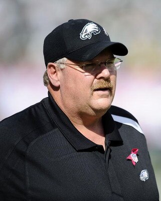 PHILADELPHIA - OCTOBER 11:  Andy Reid, head coach of the Philadelphia Eagles works on the sideline against the Tampa Bay Buccaneers at Lincoln Financial Field on October 11, 2009 in Philadelphia, Pennsylvania.  (Photo by Jeff Zelevansky/Getty Images)