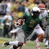 EUGENE, OR - SEPTEMBER 19: Walter Thurmond III #6 of the Oregon Ducks returns a punt for a touchdown in the first quarter of the game against the Utah Utes at Autzen Stadium on September 19, 2009 in Eugene, Oregon. (Photo by Steve Dykes/Getty Images)