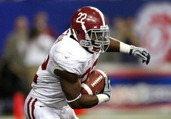 ATLANTA - SEPTEMBER 05:  Mark Ingram #22 of the Alabama Crimson Tide against the Virginia Tech Hokies during the Chick-fil-A Kickoff Game at Georgia Dome on September 5, 2009 in Atlanta, Georgia.  (Photo by Kevin C. Cox/Getty Images)