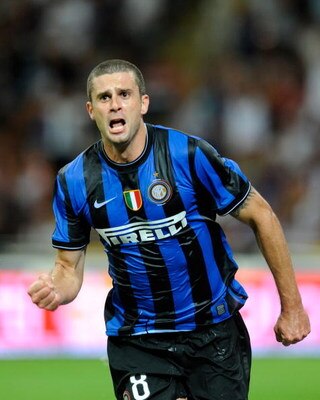 MILAN, ITALY - AUGUST 29:  Thiago Motta of Inter FC celebrates during the Serie A match between AC Milan and Inter Milan at Stadio Giuseppe Meazza on August 29, 2009 in Milan, Italy.  (Photo by Claudio Villa/Getty Images)