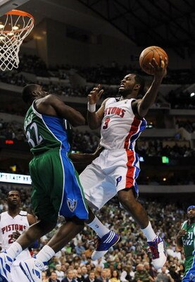 DALLAS - MARCH 17:  Guard Rodney Stuckey #3 of the Detroit Pistons takes a shot against Brandon Bass #32 the Dallas Mavericks on March 17, 2009 at American Airlines Center in Dallas, Texas.  NOTE TO USER: User expressly acknowledges and agrees that, by do