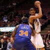 EAST RUTHERFORD, NJ - OCTOBER 20:  Eddie Curry #34 of the New York Knicks defends Brook Lopez #11 of the New Jersey Nets during the second half of a pre-season game on October 20, 2008 at the IZOD Center in East Rutherford, New Jersey. The Knicks won 114-