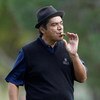 LAS VEGAS - OCTOBER 14:  Actor/comedian George Lopez smokes a cigar during the Justin Timberlake Shriners Hospitals for Children Open Championship Pro-Am at the TPC Summerlin October 14, 2009 in Las Vegas, Nevada.  (Photo by Ethan Miller/Getty Images)
