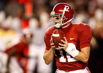 TUSCALOOSA - OCTOBER 17:  Quarterback Greg McElroy #12 of the Alabama Crimson Tide looks to hand off the ball during the game against the South Carolina Gamecocks at Bryant-Denny Stadium on October 17, 2009 in Tuscaloosa, Alabama.  The Crimson Tide beat t
