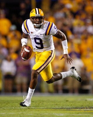 BATON ROUGE, LA - OCTOBER 10:  Quarterback Jordan Jefferson #9 of the Louisiana State University Tigers against the Florida Gators at Tiger Stadium on October 10, 2009 in Baton Rouge, Louisiana.  (Photo by Kevin C. Cox/Getty Images)