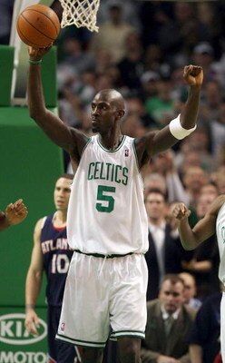 BOSTON - NOVEMBER 12:  Kevin Garnett #5 of the Boston Celtics celebrates after the Celtics gain possession of the ball in the fourth quarter against the Atlanta Hawks on November 12,  2008 at TD Banknorth Garden in Boston, Massachusetts. The Celtics defea