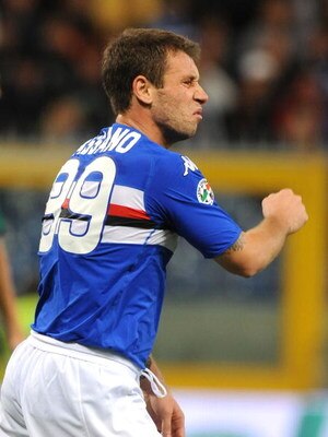 GENOA, ITALY - OCTOBER 24:  Antonio Cassano of UC Sampdoria reacts during the Serie A match between UC Sampdoria and Bologna FC at Stadio Luigi Ferraris on October 24, 2009 in Genoa, Italy.  (Photo by Massimo Cebrelli/Getty Images)