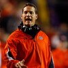 BATON ROUGE, LA - OCTOBER 24:  Head coach Gene Chizik of the Auburn Tigers calls to a referee during the game against the Louisiana State University Tigers at Tiger Stadium on October 24, 2009 in Baton Rouge, Louisiana.  (Photo by Chris Graythen/Getty Ima