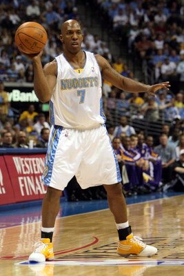 DENVER - MAY 29:  Chauncey Billups #7 of the Denver Nuggets passes the ball in Game Six of the Western Conference Finals during the 2009 NBA Playoffs against the Los Angeles Lakers at Pepsi Center on May 29, 2009 in Denver, Colorado. NOTE TO USER: User ex