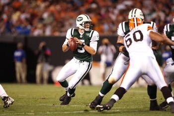 CLEVELAND, OH - AUGUST 7:  Brett Ratliff #5 of the New York Jets looks to pass the ball against the Cleveland Browns during a preseason NFL game at Cleveland Browns Stadium on August 7, 2008 in Cleveland, Ohio. (Photo by Joe Robbins/Getty Images)