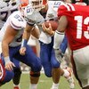 OXFORD, MS - SEPTEMBER 22: Tim Tebow #15 of the Florida Gators runs against the Mississippi Rebels on September 22, 2007 at Vaught-Hemingway Stadium/Hollingsworth Field in Oxford, Mississippi. Florida won  30-24. (Photo by Joe Murphy/Getty Images)