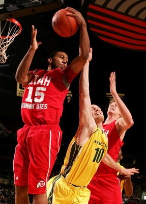 PORTLAND, OR - DECEMBER 08:  Carlon Brown #15 of the Utah Utes battles for a rebound with Marty Leunen #10 of the Oregon Ducks at the Rose Garden on December 8, 2007 in Portland, Oregon.  (Photo by Jonathan Ferrey/Getty Images)
