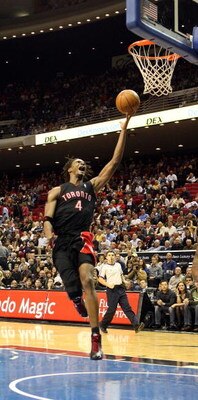 ORLANDO, FL - NOVEMBER 18:  Chris Bosh #4 of the Toronta Raptors scores during a game against the Orlando Magic on November 18, 2008 at Amway Arena in Orlando, Florida.  NOTE TO USER: User expressly acknowledges and agrees that, by downloading and/or usin