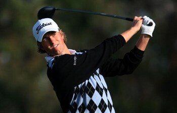 LA JOLLA, CA - FEBRUARY 08:  Webb Simpson hits a tee shot during the final round of the Buick Invitational on the South Course at Torrey Pines Golf Course on February 8, 2009 in La Jolla, California.  (Photo by Scott Halleran/Getty Images)