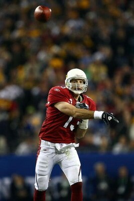 TAMPA, FL - FEBRUARY 01:  Quarterback Kurt Warner #13 of the Arizona Cardinals throws the ball against the Pittsburgh Steelers during Super Bowl XLIII on February 1, 2009 at Raymond James Stadium in Tampa, Florida.  (Photo by Chris McGrath/Getty Images)