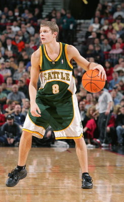 Point Guard Luke Ridnour