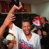 23 Jun 1994: HOUSTON ROCKET KENNY SMITH POURS CHAMPAGNE OVER HIMSELF FOLLWING THE ROCKET''S 90-84 VICOTRY OVER THE KNICKS FOR THE NBA CHAMPIONSHIP AT THE SUMMIT IN HOUSTON.