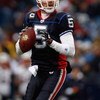 ORCHARD PARK, NY - DECEMBER 28:  Trent Edwards #5 of the Buffalo Bills looks for a receiver during the game against the New England Patriots on December 28, 2008 at Ralph Wilson Stadium in Orchard Park, New York. (Photo by Rick Stewart/Getty Images)