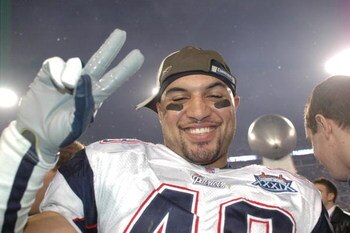 Patriots # 48 Tully Banta -Cain gives the victory sign after the patriots defeated the Eagles in during Super Bowl XXXIX between the Philadelphia Eagles and the New England Patriots at Alltel Stadium in Jacksonville, Florida on February 6, 2005.  (Photo b