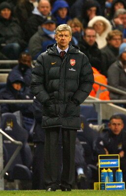 MANCHESTER, UNITED KINGDOM - NOVEMBER 22:  Arsene Wenger, manager of Arsenal, looks on during the Barclays Premier League match between Manchester City and Arsenal at the City of Manchester Stadium on November 22, 2008 in Manchester, England.  (Photo by A