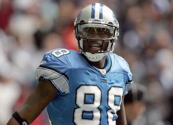 IRVING, TX - DECEMBER 31: Wide receiver Mike Williams #88  watch the action during the game against the Dallas Cowboys at Texas Stadium on December 31, 2006 in Irving, Texas. (Photo by Ronald Martinez/Getty Images)