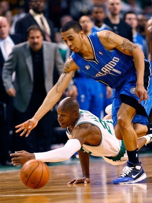 BOSTON, MA - MARCH 8: Ray Allen #20 of the Boston Celtics looses the ball to Courtney Lee #11 of the Orlando Magic at the TD Banknorth Garden on March 8, 2009 in Boston, Massachusetts. The Celtics lost 86-79. NOTE TO USER: User expressly acknowledges and 