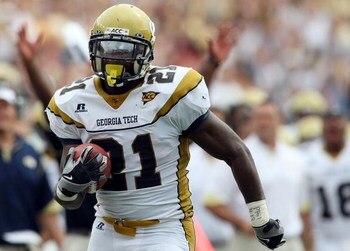 CHESTNUT HILL, MA - SEPTEMBER 06:  Jonathan Dwyer #21 of the Georgia Tech Yellow Jackets runs the ball in for the game winning touchdownagainst the Boston College Eagles on September 6, 2008 at Alumni Stadium in Chestnut Hill, Massachusetts. The Yellow Ja