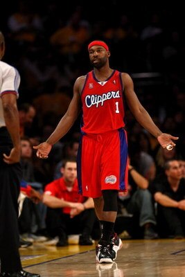 LOS ANGELES, CA - NOVEMBER 05:  Baron Davis #1 of the Los Angeles Clippers complains to an official during the game with the Los Angeles Lakers on November 5, 2008 at Staples Center in Los Angeles, California.  The Lakers won 106-88.  NOTE TO USER: User e