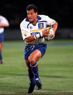 NEW ZEALAND - APRIL 03:  Highlanders Brian Lima against the Chiefs at the International Stadium, Rotorua, Saturday. The Highlanders won 2716.  (Photo by Ross Setford/Getty Images)