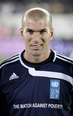 MALAGA, SPAIN - NOVEMBER 19:  Zinedine Zidane of France smiles ahead of the fifth Match against Poverty at the La Rosaleda stadium on November 19, 2007 in Malaga, Spain. As Goodwill Ambassadors for the United Nations Development Programme (UNDP), Ronaldo 