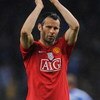 PORTO, PORTUGAL - APRIL 15:  Ryan Giggs of Manchester United salutes the fans after the UEFA Champions League Quarter Final second leg match between FC Porto and Manchester United at the Estadio do Dragao on April 15, 2009 in Porto, Portugal.  (Photo by S