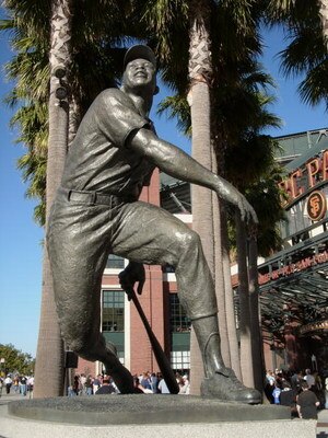 SAN FRANCISCO - SEPTEMBER 2: A statue of baseball legend Willie Mays stands in Willie Mays plaza before the game between the Colorado Rockies and the San Francisco Giants on September 2, 2004 at SBC Park in San Francisco, California.  The Rockies won 6-5.