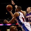 LOS ANGELES, CA - JANUARY 11: Grant Hill #33 of the Phoenix Suns takes a charging foul from Eric Gordon #10 of the Los Angeles Clippers as Sun Louis Amundson #17 defends on January 11, 2009 at Staples Center in Los Angeles, California.  The Suns won 109-1