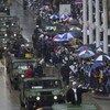 30 Jan 2001:  Super Bowl XXXV champions Baltimore Ravens travel in Hummer's down Pratt Street along the Inner Harbor during their victory parade through the rain soaked streets of downtown Baltimore, Maryland. Digital File Mandatory Credit: Doug Pensinger