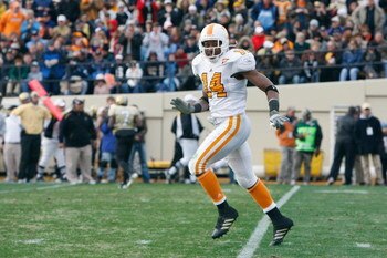 NASHVILLE, TN - NOVEMBER 22:  Eric Berry #14 of the Tennessee Volunteers runs on the field during the game against the Vanderbilt Commodores at Vanderbilt Stadium on November 22, 2008 in Nashville, North Carolina.  (Photo by Kevin C. Cox/Getty Images)