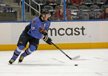 ATLANTA - MARCH 6:  Forward Ilya Kovalchuk #17 of the Atlanta Thrashers skates with the puck during the game against the Montreal Canadiens at Philips Arena on March 6, 2009 in Atlanta, Georgia.  The Thrashers beat the Canadiens 2-0.  (Photo by Mike Zarri
