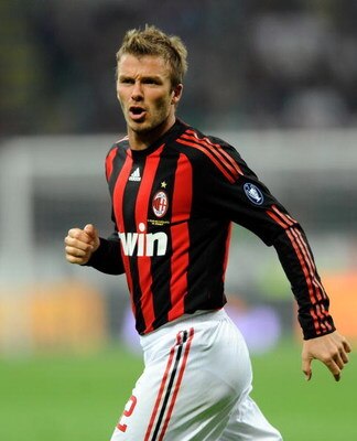 MILAN, ITALY - MAY 10:  David Beckham of AC Milan in action during the Serie A match between FC Juventus and  AC Milan at the Meazza Stadium on May 10, 2009 in Milan, Italy.  (Photo by Claudio Villa/Getty Images)