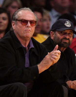 LOS ANGELES, CA - MAY 12:  Actors Jack Nicholson (L) and Joe Pesci attend Game Five of the Western Conference Semifinals during the 2009 NBA Playoffs at Staples Center on May 12, 2009 in Los Angeles, California.  (Photo by Noel Vasquez/Getty Images)