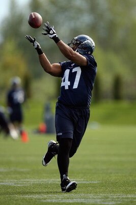 RENTON, WA - MAY 2:  John Owens #47 of the Seattle Seahawks catches a pass during minicamp at the Seahawks training facility on May 2, 2009 in Renton, Washington. (Photo by Otto Greule Jr/Getty Images) 