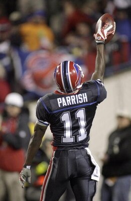 BUFFALO, NY - NOVEMBER 18: Roscoe Parrish #11 of the Buffalo Bills celebrates the touchdown against the New England Patriots at Ralph Wilson Stadium November 18, 2007 in Orchard Park, New York. The Patriots won 56-10. (Photo by Rick Stewart/Getty Images)