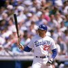 LOS ANGELES - 1989:  Kirk Gibson #23 of the Los Angeles Dodgers waits for the pitch during a 1989 game at Dodger Stadium in Los Angeles, California. (Photo by Mike Powell/Getty Images)