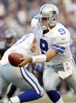 SEATTLE - AUGUST 12: Quarterback Tony Romo #9 of the Dallas Cowboys hands off the ball during the preseason game against the Seattle Seahawks on August 12, 2006 at Qwest Field in Seattle Washington. (Photo by Otto Greule Jr/Getty Images) 