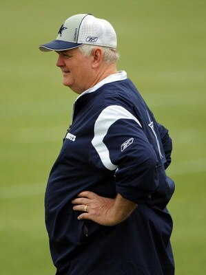 IRVING, TX - MAY 01:  Head coach Wade Phillips of the Dallas Cowboys during rookie mini camp on May 1, 2009 in Irving, Texas.  (Photo by Ronald Martinez/Getty Images)