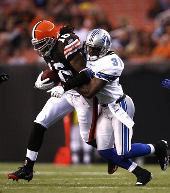CLEVELAND - AUGUST 22:  Joshua Cribbs #16 of the Cleveland Browns runs by Phillip Buchanon #31 of the Detroit Lions during the first quarter of their NFL game in Cleveland Browns Stadium on August 22, 2009 in Cleveland, Ohio.  (Photo by Matt Sullivan/Gett