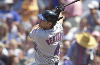 26 Jun 2001:  Third baseman Robin Ventura #4 of the New York Mets connects for a solo home run on the first pitch of the fourth inning against starting pitcher Jon Leiber of the Chicago Cubs at Wrigley Field in Chicago, Illinois.  The Cubs won 4-2.  DIGIT