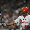 NEW YORK - JUNE 10:  Ryan Howard #6 of the Philadelphia Phillies looks on bats  against the New York Mets on June 10, 2009 at Citi Field in the Flushing neighborhood of the Queens borough of New York City.  (Photo by Al Bello/Getty Images)