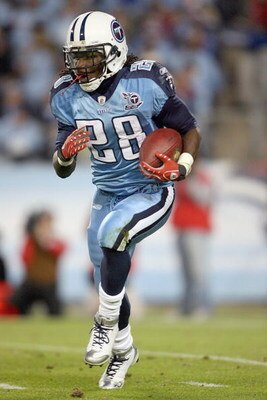 NASHVILLE, TN - OCTOBER 27:  Chris Johnson #28 of the Tennessee Titans carries the ball during the NFL game against the Indianapolis Colts at  LP Field on October 27, 2008 in Nashville, Tennessee.  (Photo by Andy Lyons/Getty Images)