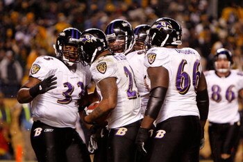 PITTSBURGH - JANUARY 18:  Running back Willis McGahee #23 of the Baltimore Ravens celebrates a touchdown with teammates against the Pittsburgh Steelers during the AFC championship game on January 18, 2009 at Heinz Field in Pittsburgh, Pennsylvania.  (Phot