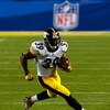 TAMPA, FL - FEBRUARY 01:  Willie Parker #39 of the Pittsburgh Steelers runs the ball against the Arizona Cardinals during Super Bowl XLIII on February 1, 2009 at Raymond James Stadium in Tampa, Florida. Steelers won 27-23. (Photo by Win McNamee/Getty Imag